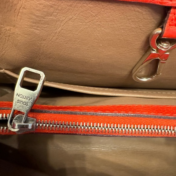 Louis Vuitton Bag EUC - Picture 11 of 13